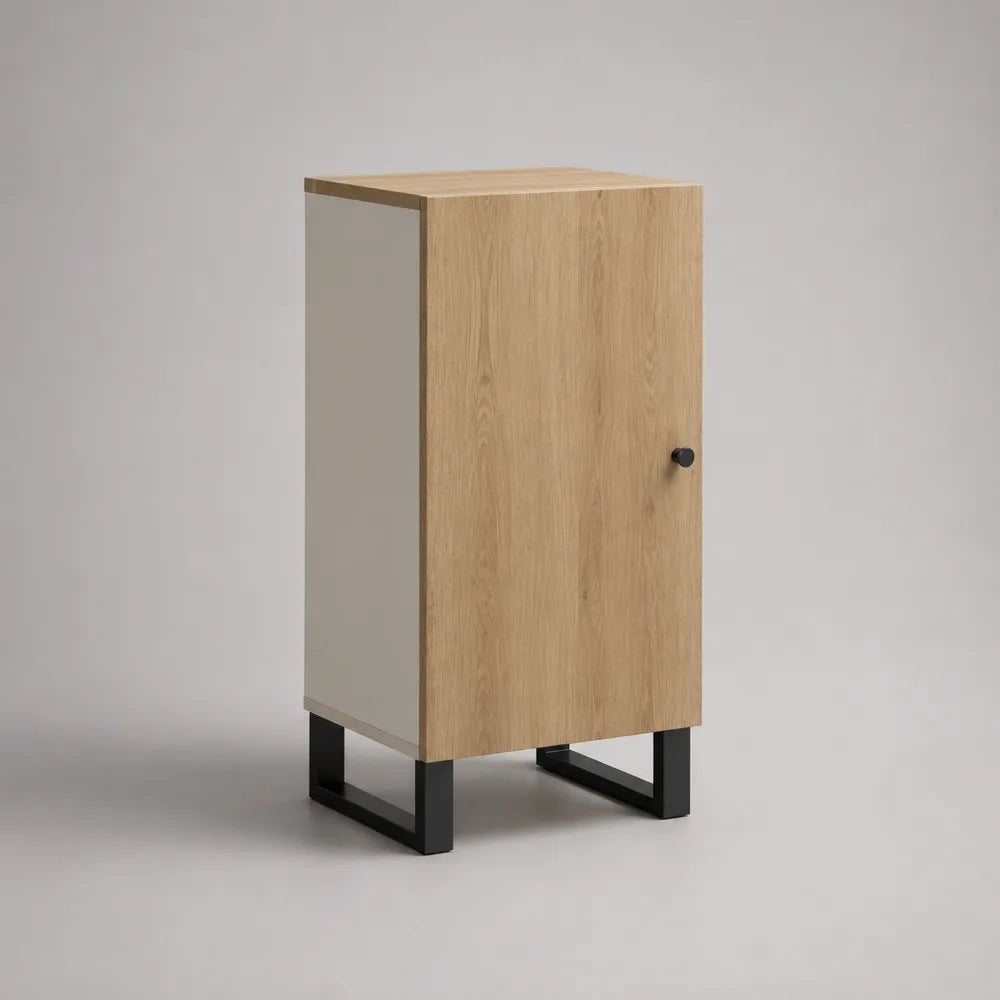 Credenza rettangolare 60x40x90 cm in MDF effetto rovere chiaro con anta singola e gambe in acciaio nero